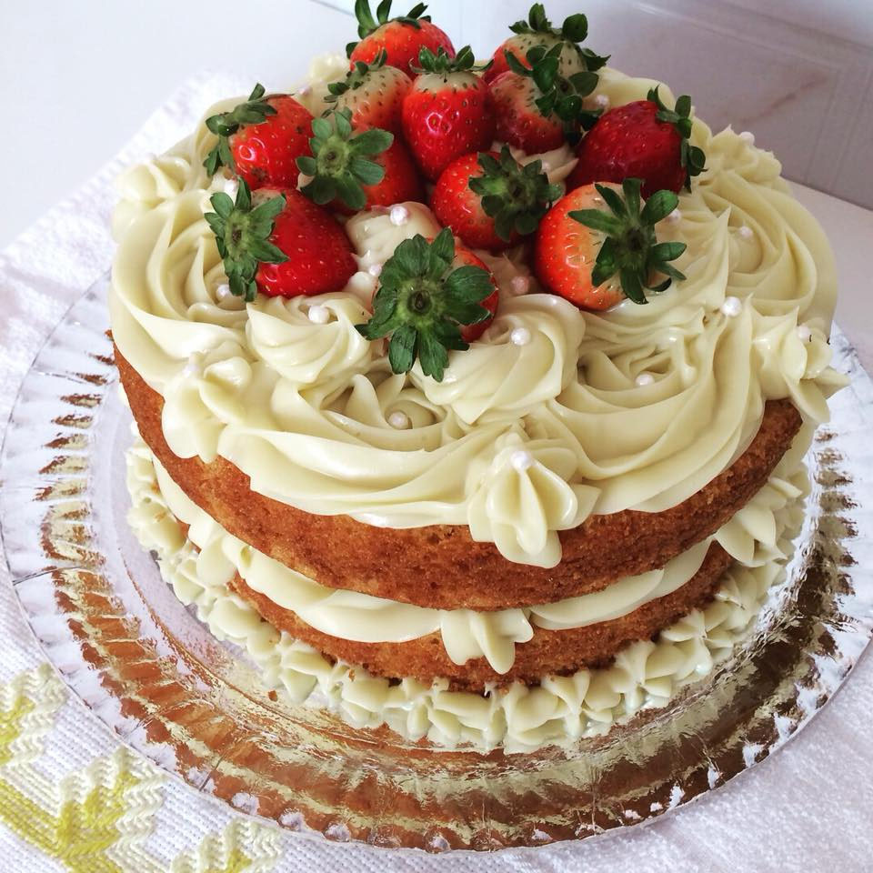 naked cake