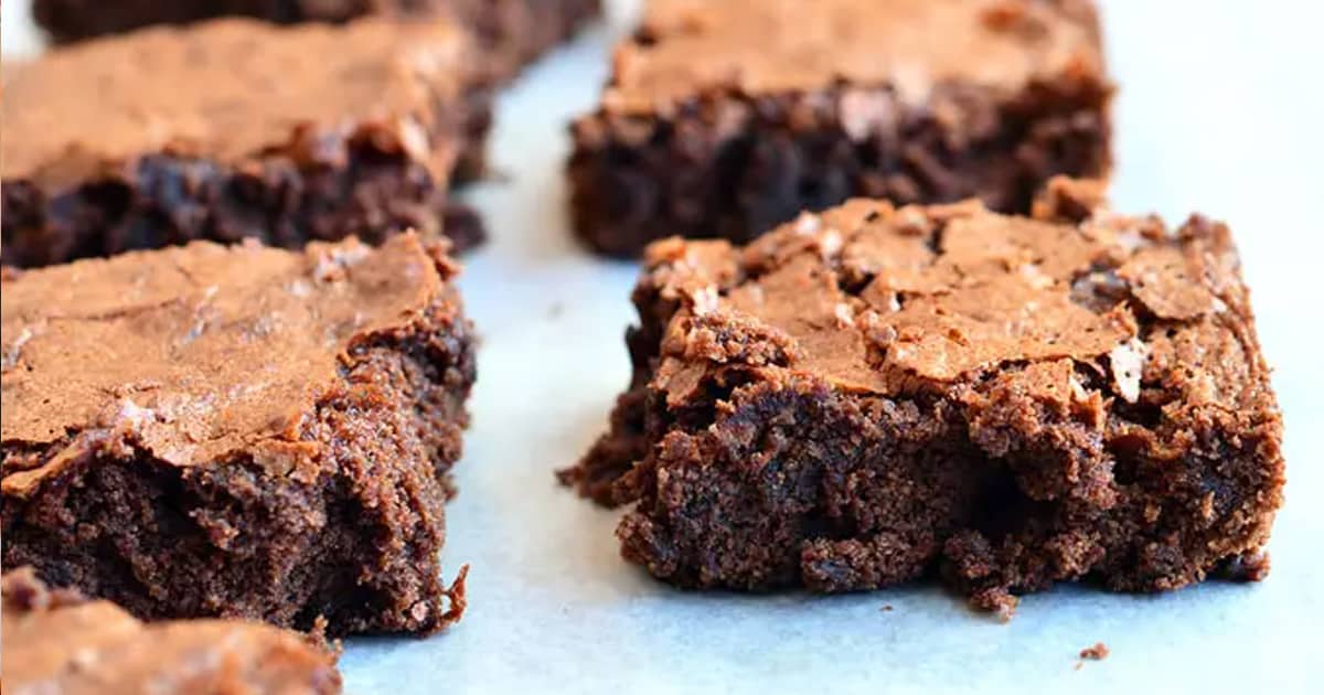 Receita De Brownie Tradicional- Muito Fácil! - Confeiteira