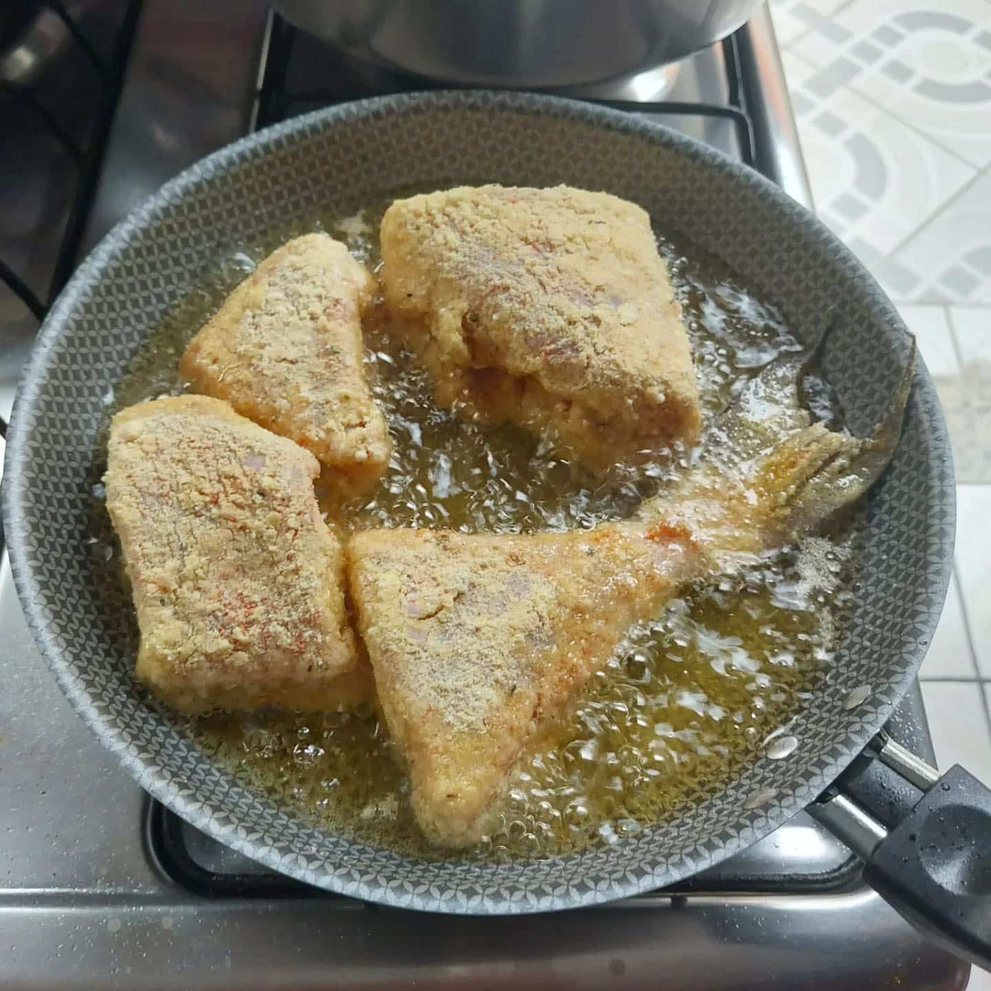 peixe frito